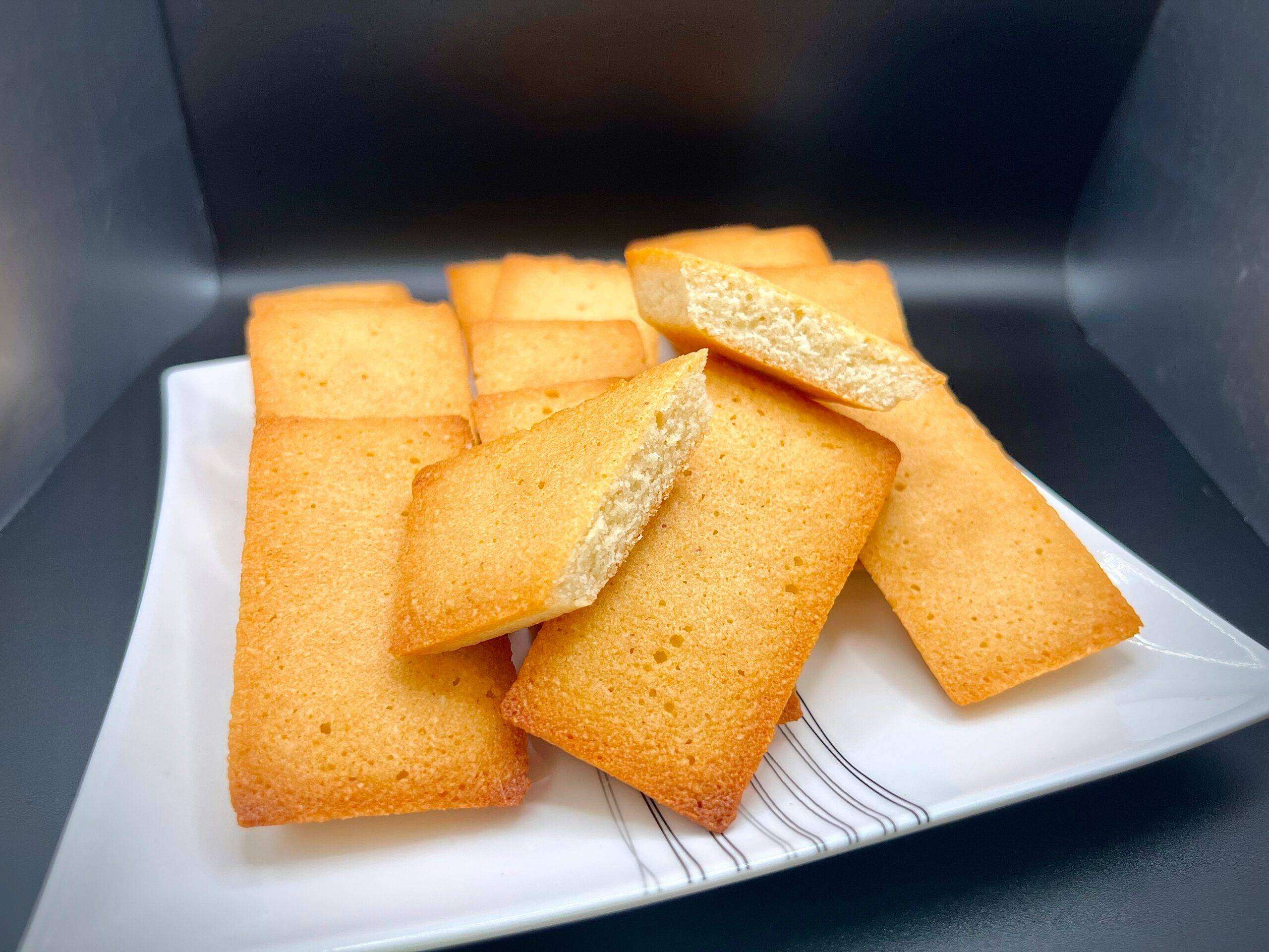 Financiers amandes (6)