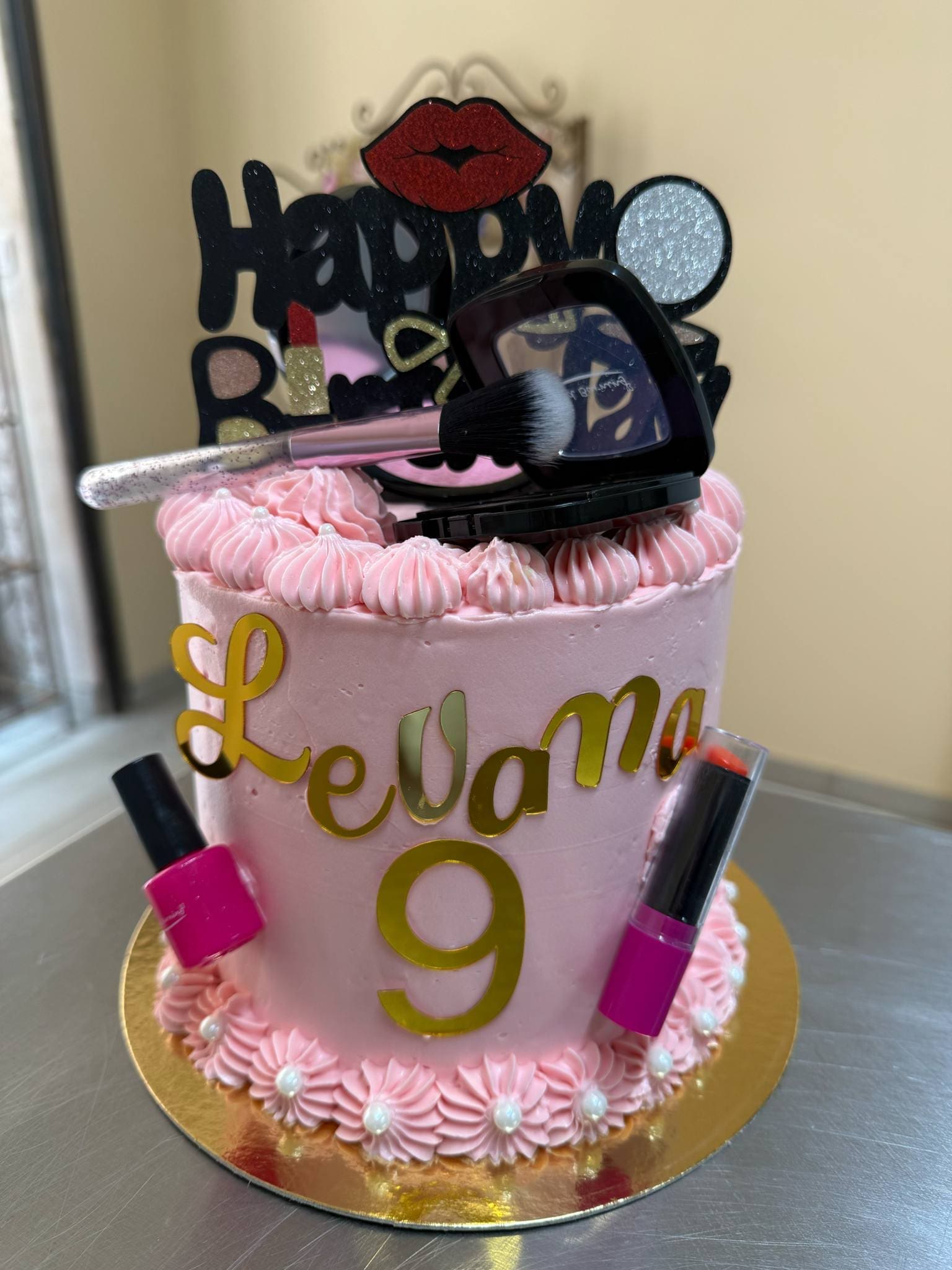 Gâteau anniversaire à Toulon L'Atelier Sucré de Nathalie Var